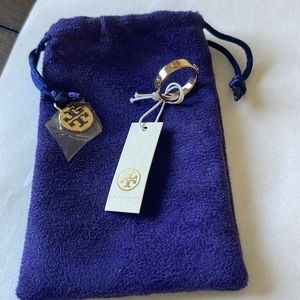 Tory Burch Gold ring, size 7 Brand New!